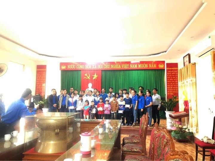 Đoàn xã Đa Lộc tổ chức các hoạt động chào mừng Ngày thành lập Đoàn Thanh Niên cộng sản Hồ Chí Minh.